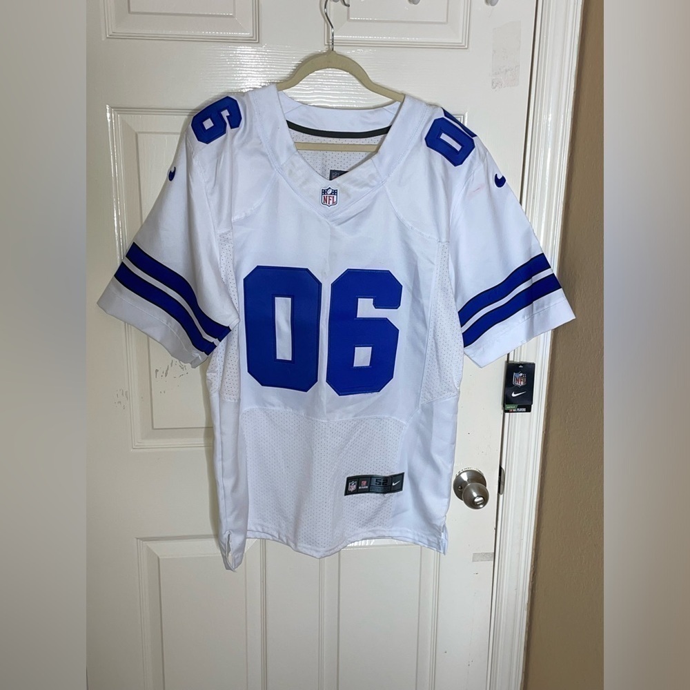 100% Authentic Nike On Field Donovan Wilson Jersey Stitched #06 Dallas Cowboys - Picture 10 of 11